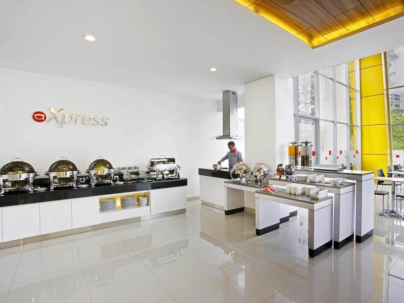 Amaris Hotel Dr. Susilo Grogol Jakarta Exterior foto